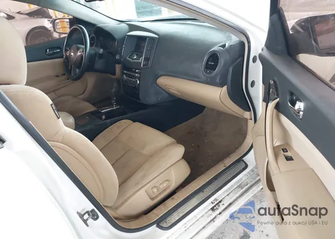 2010 Nissan Maxima 3.5 S z USA, uszkodzony, nr VIN 1N4AA5AP7AC820429